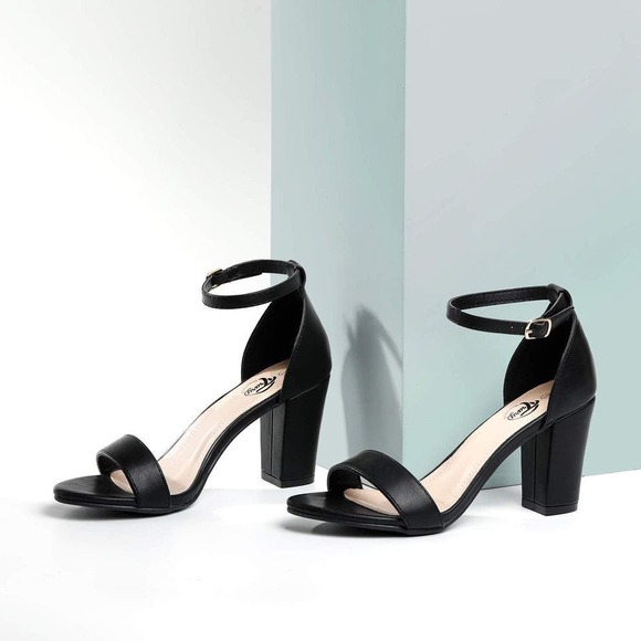 "TRARY Adjustable Strap Heel Sandals - Size 11, Elegant and Versatile" - Picture 1 of 4